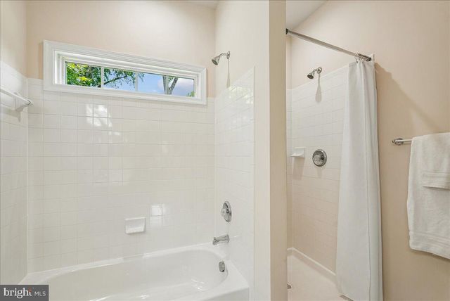 6322 HALSEY RD, Mclean, VA 22101