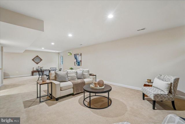 6322 HALSEY RD, Mclean, VA 22101