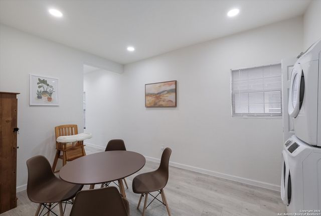 2046 Cincinnati Ave, San Antonio, TX 78228