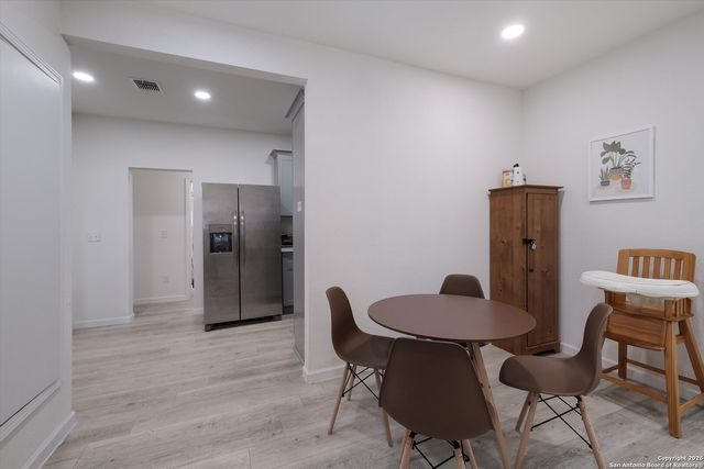 2046 Cincinnati Ave, San Antonio, TX 78228