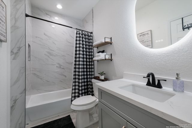 2046 Cincinnati Ave, San Antonio, TX 78228