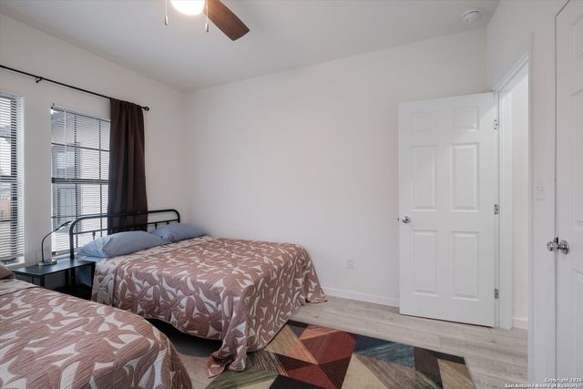 2046 Cincinnati Ave, San Antonio, TX 78228