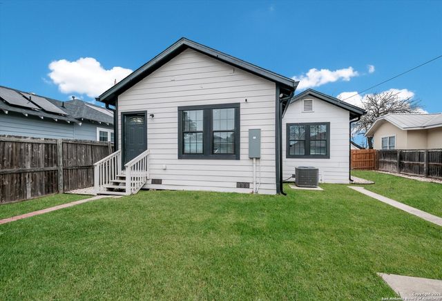 2046 Cincinnati Ave, San Antonio, TX 78228