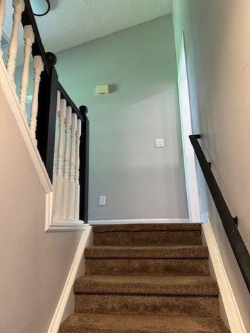 861 CREEK Trail NW, Kennesaw, GA 30144