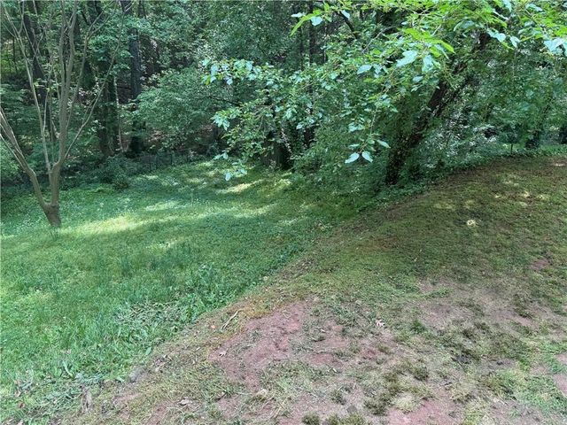 861 CREEK Trail NW, Kennesaw, GA 30144