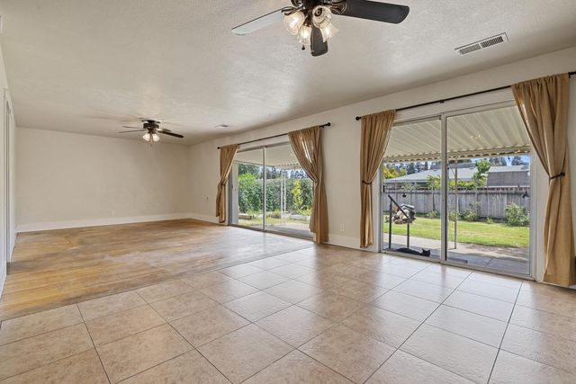 510 E Minnesota Ave, Turlock, CA 95382