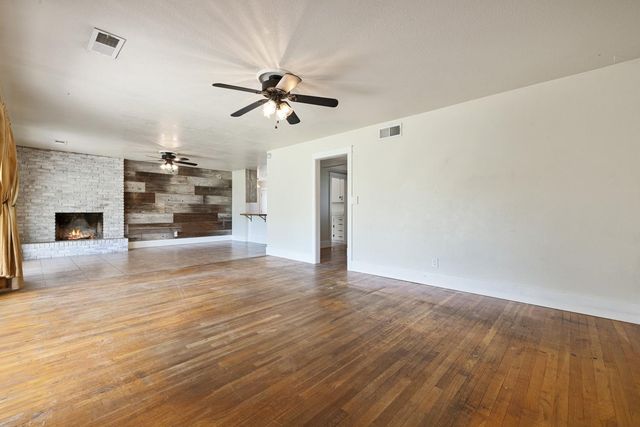 510 E Minnesota Ave, Turlock, CA 95382