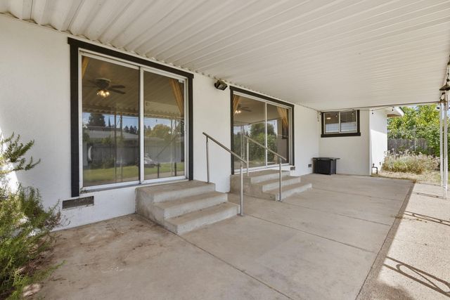 510 E Minnesota Ave, Turlock, CA 95382