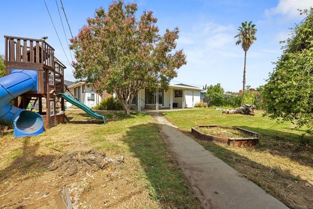 510 E Minnesota Ave, Turlock, CA 95382