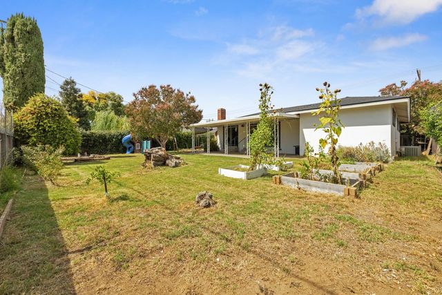 510 E Minnesota Ave, Turlock, CA 95382