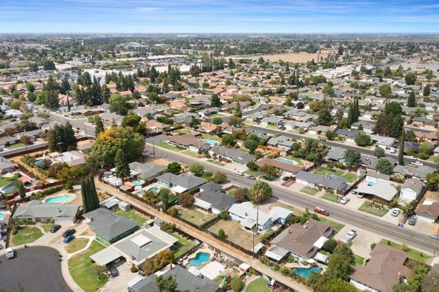 510 E Minnesota Ave, Turlock, CA 95382