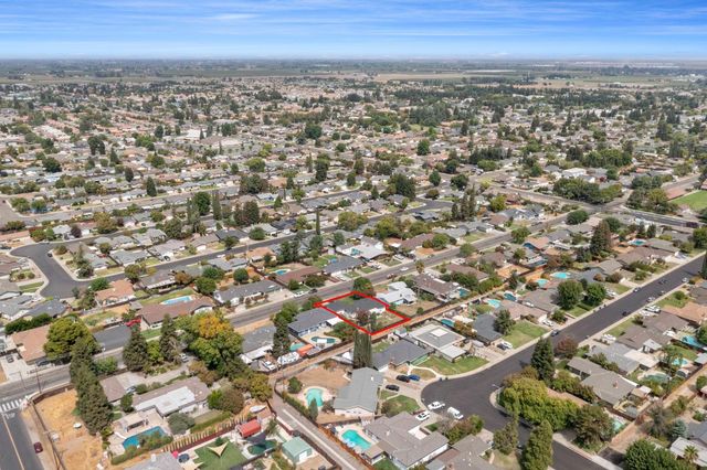 510 E Minnesota Ave, Turlock, CA 95382