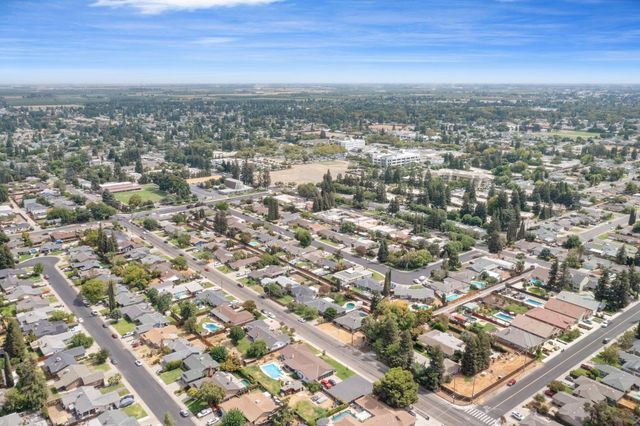 510 E Minnesota Ave, Turlock, CA 95382