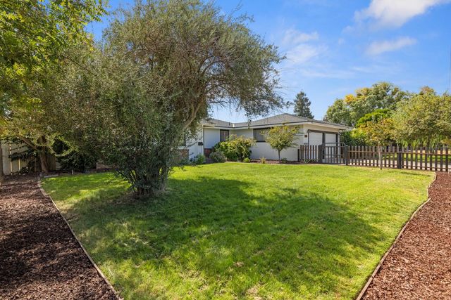 510 E Minnesota Ave, Turlock, CA 95382