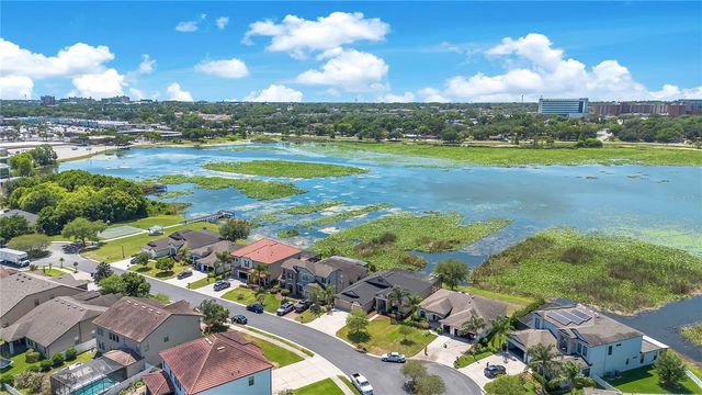 1342 HERITAGE LANDINGS DRIVE, Lakeland, FL 33805