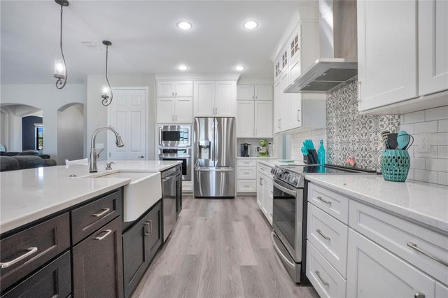 1342 HERITAGE LANDINGS DRIVE, Lakeland, FL 33805