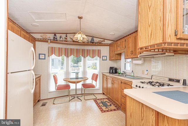 277 WOODHAVEN CT, Berlin, MD 21811
