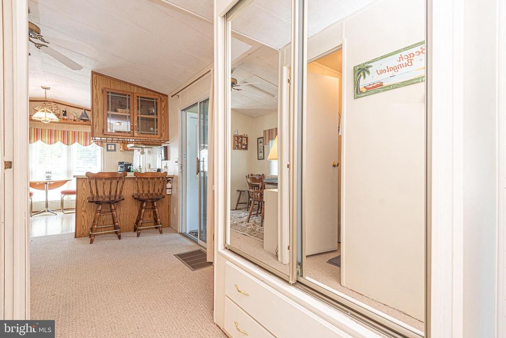 Image 16 of property listing at 277 WOODHAVEN CT, Berlin, MD 21811