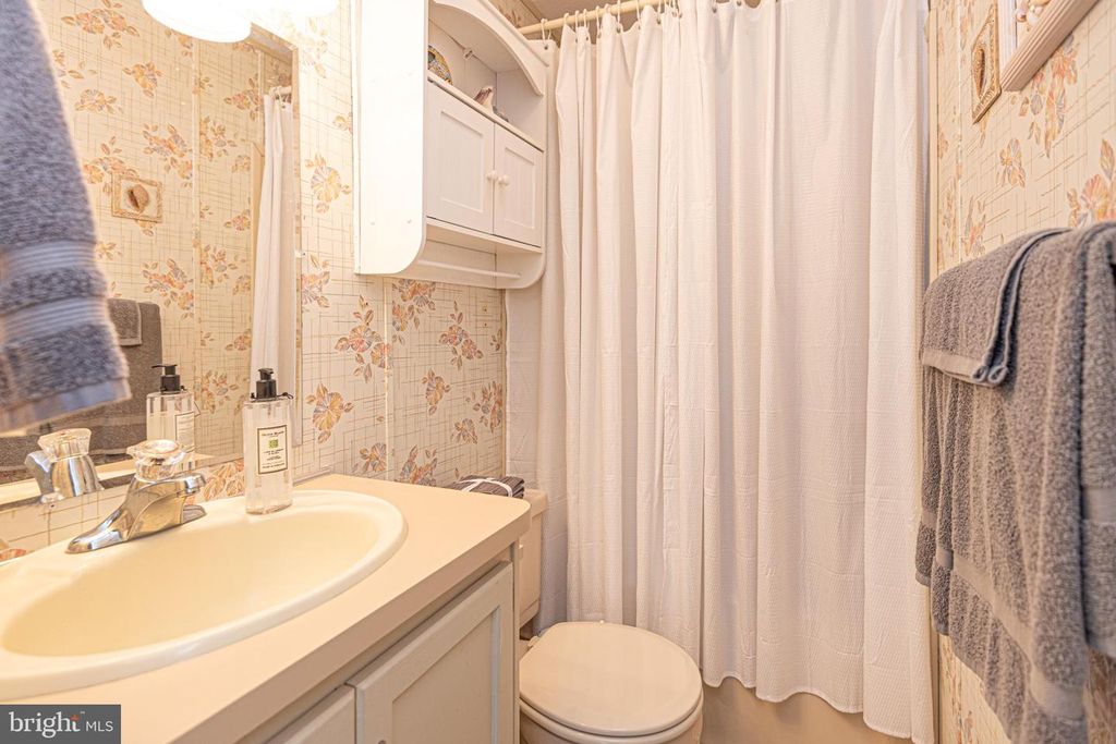 Image 23 of property listing at 277 WOODHAVEN CT, Berlin, MD 21811