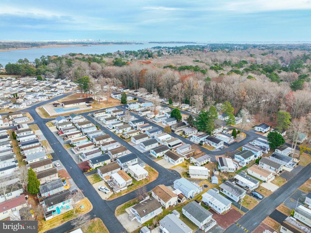 Image 59 of property listing at 277 WOODHAVEN CT, Berlin, MD 21811