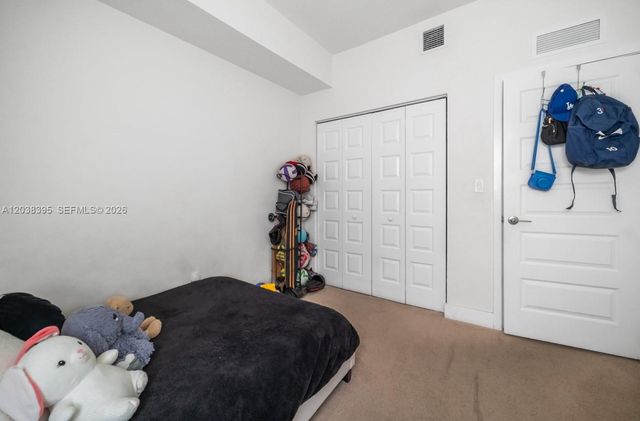 10443 NW 82nd St 8, Doral, FL 33178