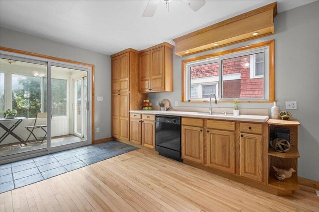 852 Richmond Street Nw, City Of Grand Rapids, MI 49504