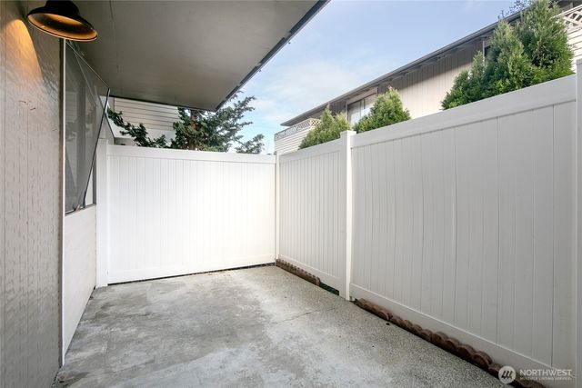 921 12th Avenue SE, Puyallup, WA 98372