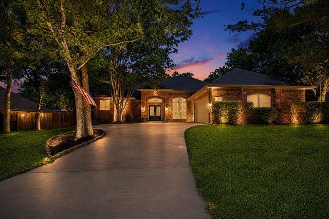 616 Indian Creek Drive, Trophy Club, TX 76262