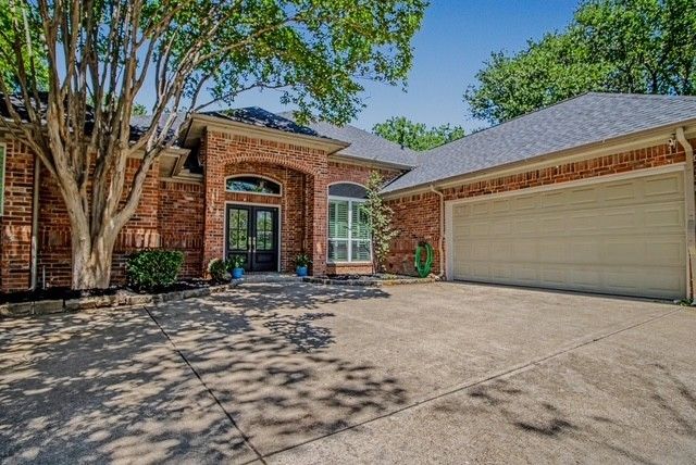616 Indian Creek Drive, Trophy Club, TX 76262