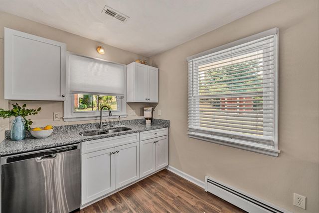 3109 Longhorn RD, Roanoke, VA 24018