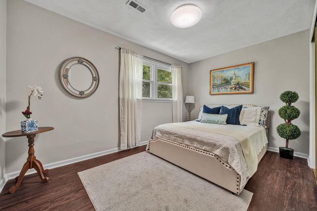 3109 Longhorn RD, Roanoke, VA 24018