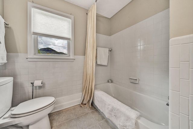3109 Longhorn RD, Roanoke, VA 24018