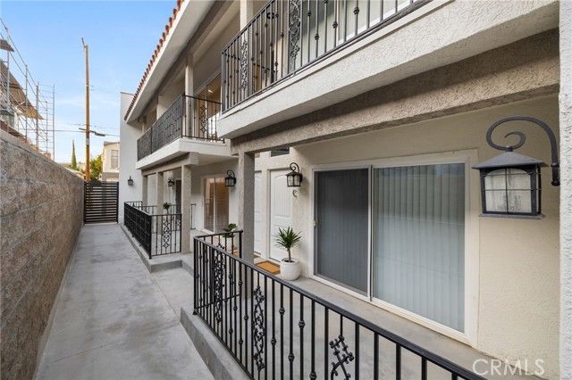 621 E Cedar A, Burbank, CA 91501