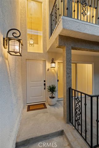 621 E Cedar A, Burbank, CA 91501