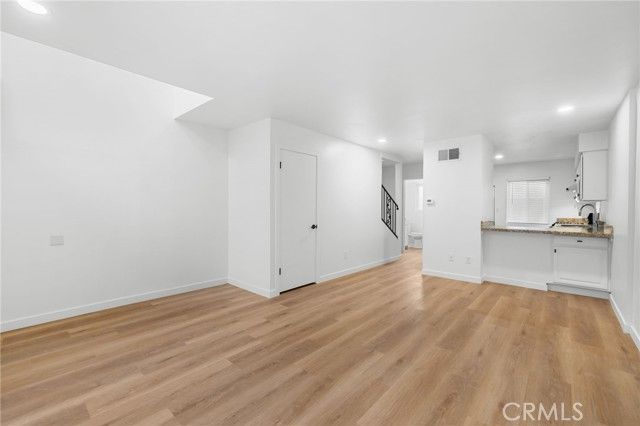 621 E Cedar A, Burbank, CA 91501