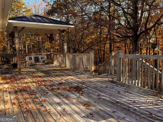 24 N Brooks Road, Lagrange, GA 30240