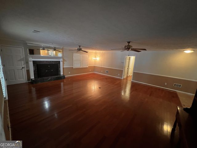 24 N Brooks Road, Lagrange, GA 30240