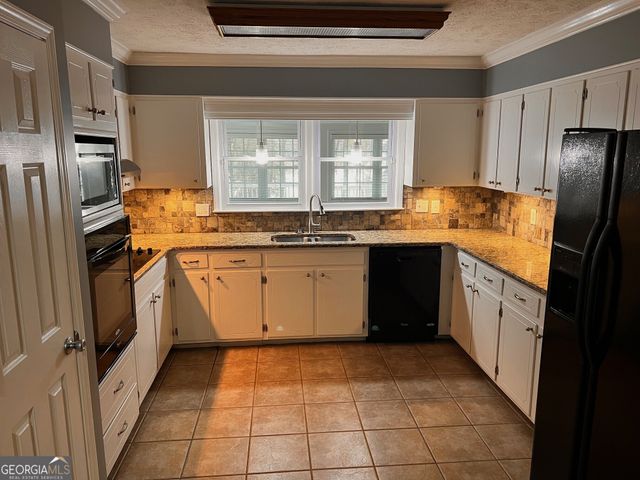 24 N Brooks Road, Lagrange, GA 30240