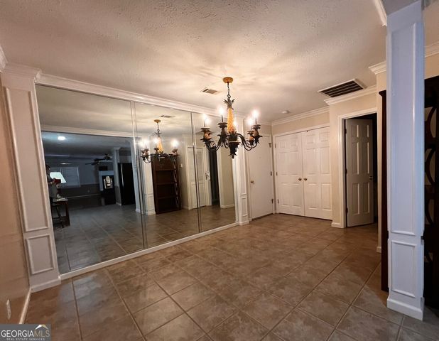 24 N Brooks Road, Lagrange, GA 30240