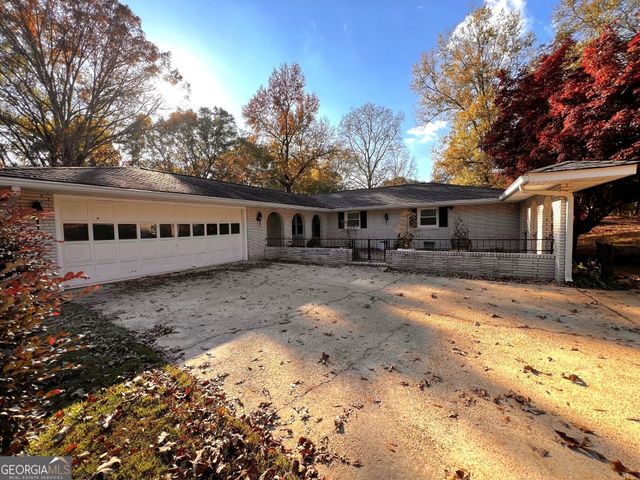 24 N Brooks Road, Lagrange, GA 30240