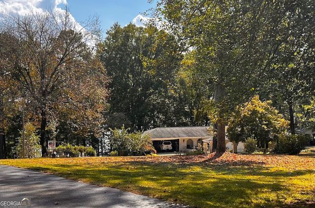 24 N Brooks Road, Lagrange, GA 30240