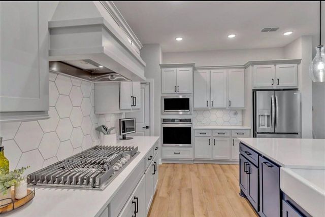 5619 Diamond Dust Drive, Richmond, TX 77469