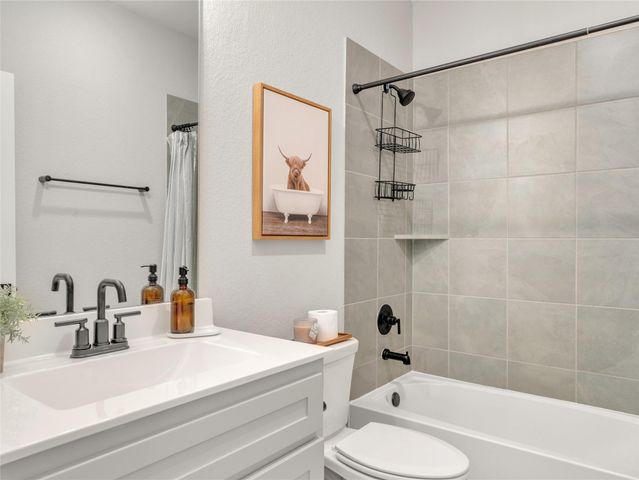 5619 Diamond Dust Drive, Richmond, TX 77469