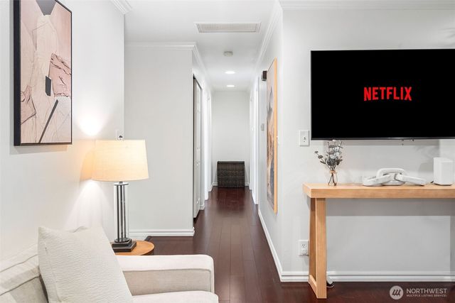 9024 171st Avenue NE, Redmond, WA 98052