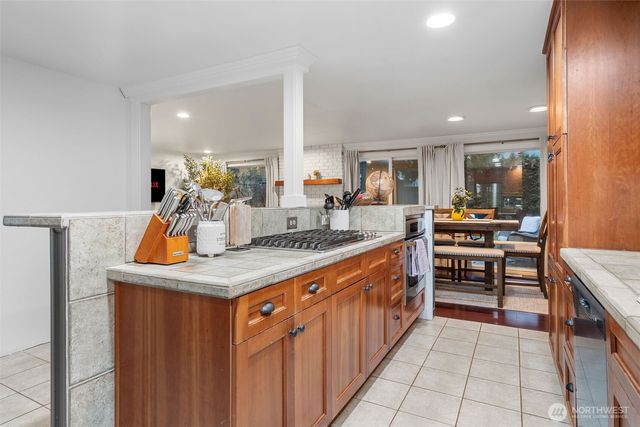 9024 171st Avenue NE, Redmond, WA 98052