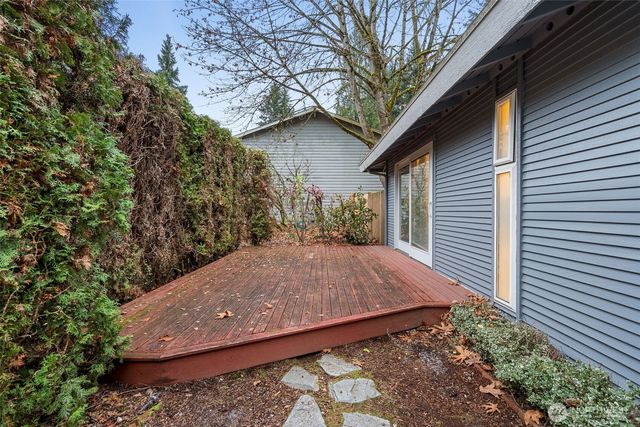 9024 171st Avenue NE, Redmond, WA 98052