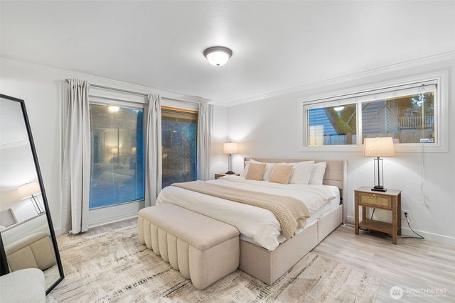 9024 171st Avenue NE, Redmond, WA 98052