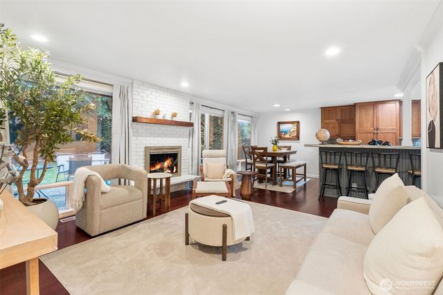 9024 171st Avenue NE, Redmond, WA 98052