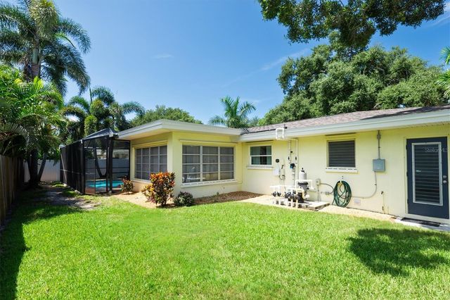 1901 MARLIN DRIVE, Belleair Bluffs, FL 33770