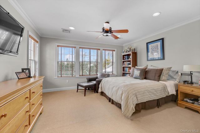 233 Everit Avenue, Hewlett Harbor, NY 11557